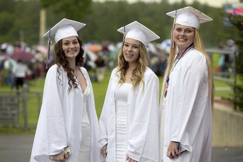 Londonderry High honors class of 2021